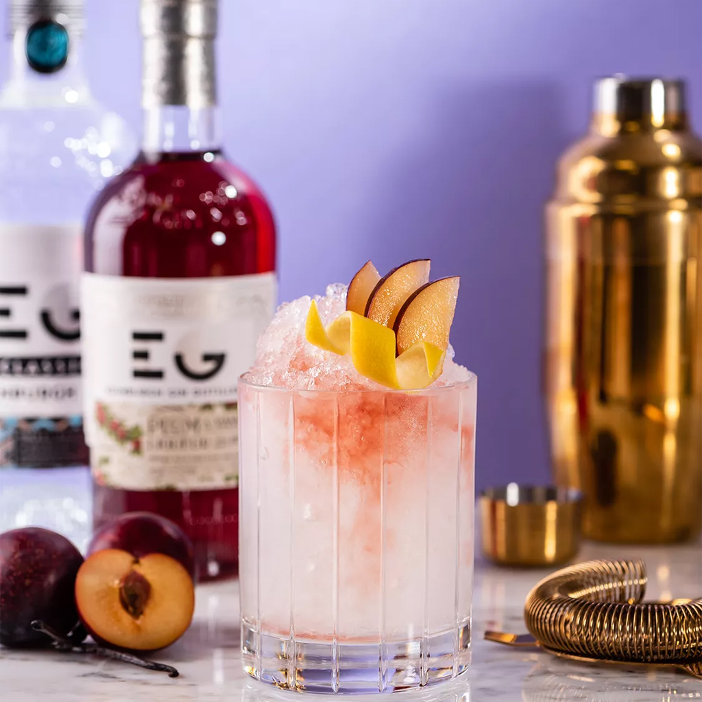 Edinburgh Gin Plum & Vanilla Liqueur Perfect Serve