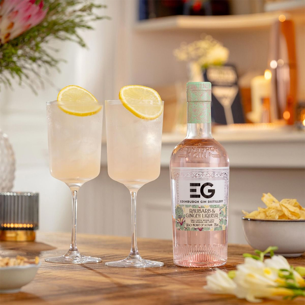 Edinburgh Gin Rhubarb & Ginger Liqueur Perfect Serve