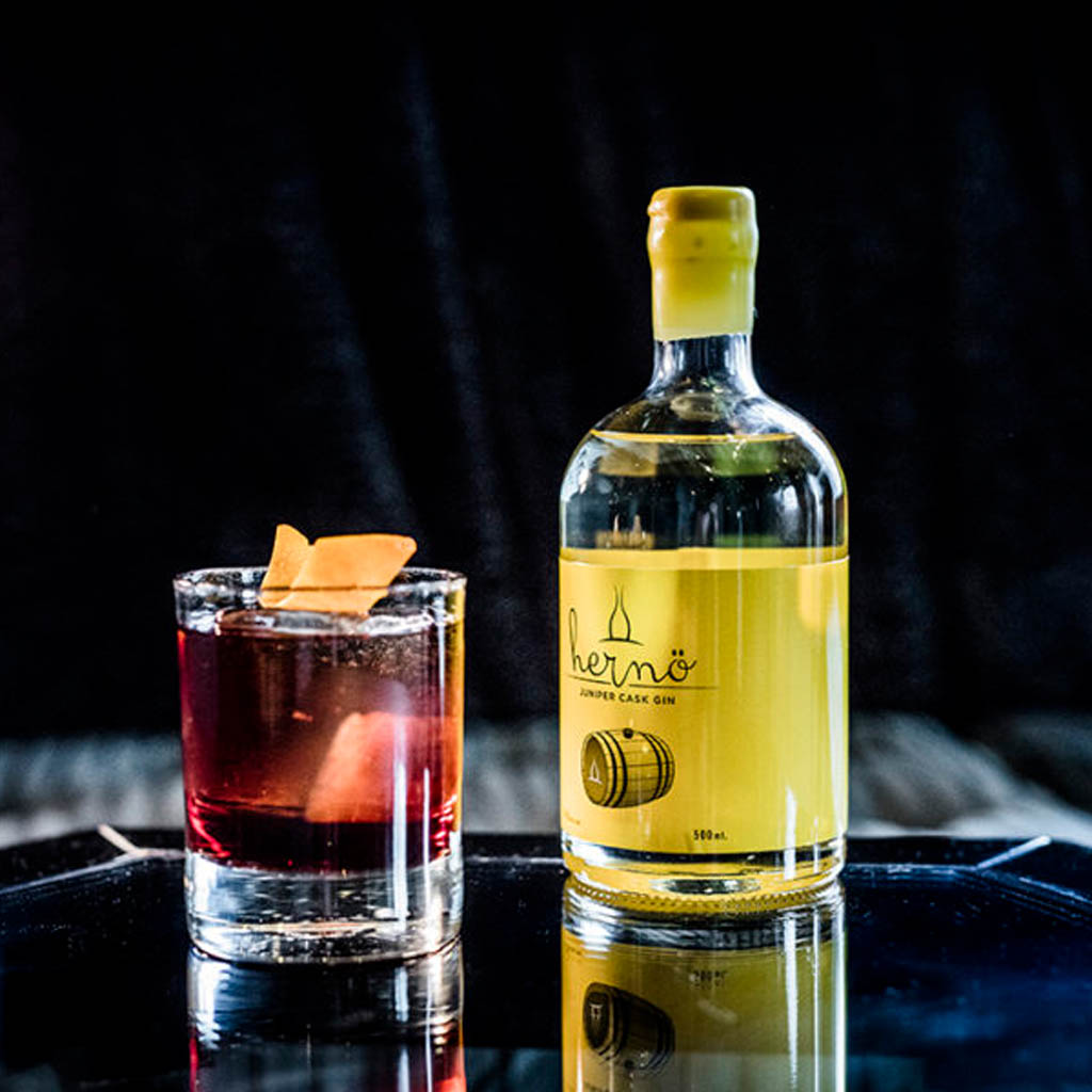 Hernö Juniper Cask Gin Perfect Serve