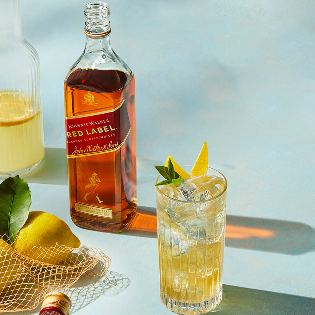 Johnnie Walker Red Label Whisky Perfect Serve