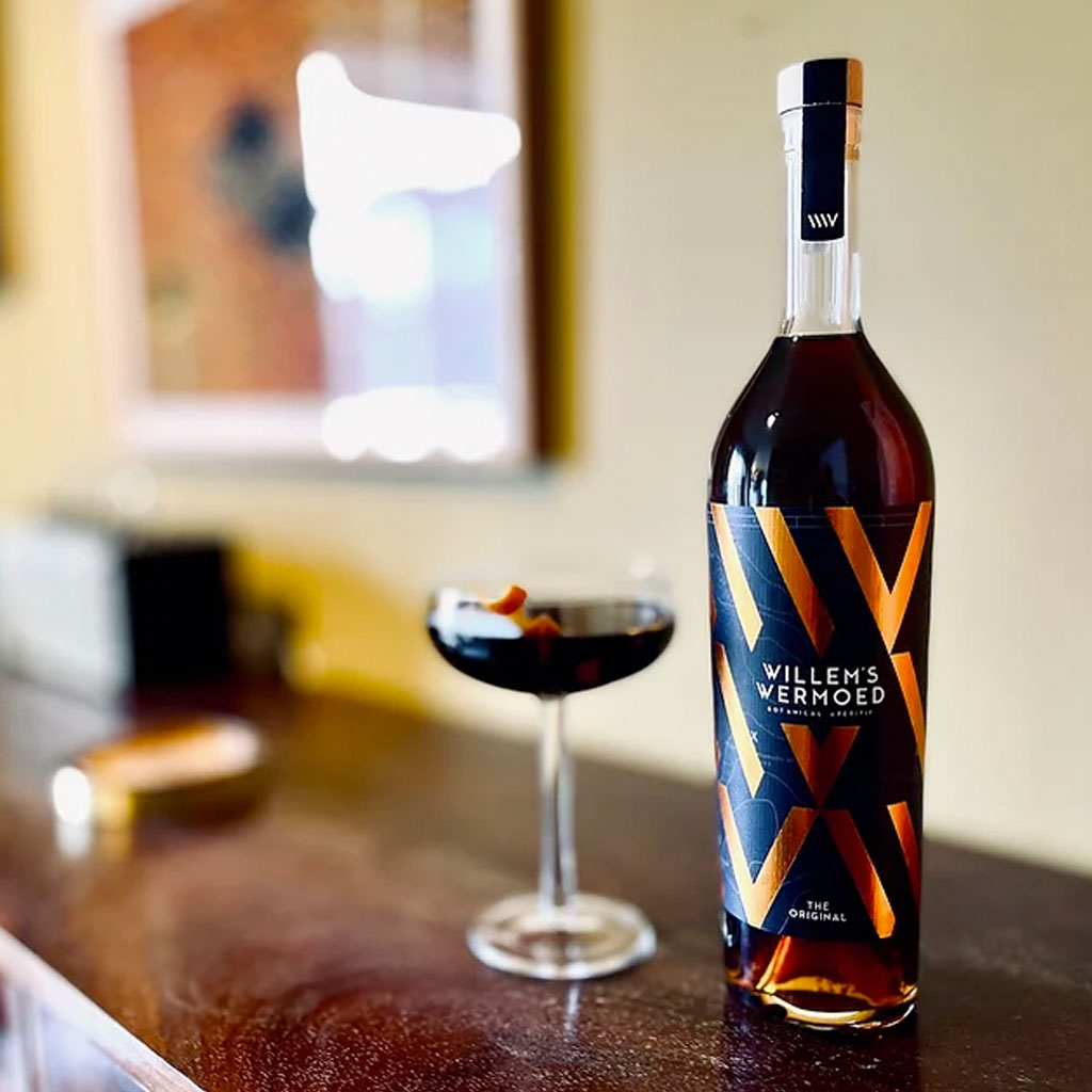 Willem's Wermoed Original 50/50 Manhattan Cocktail